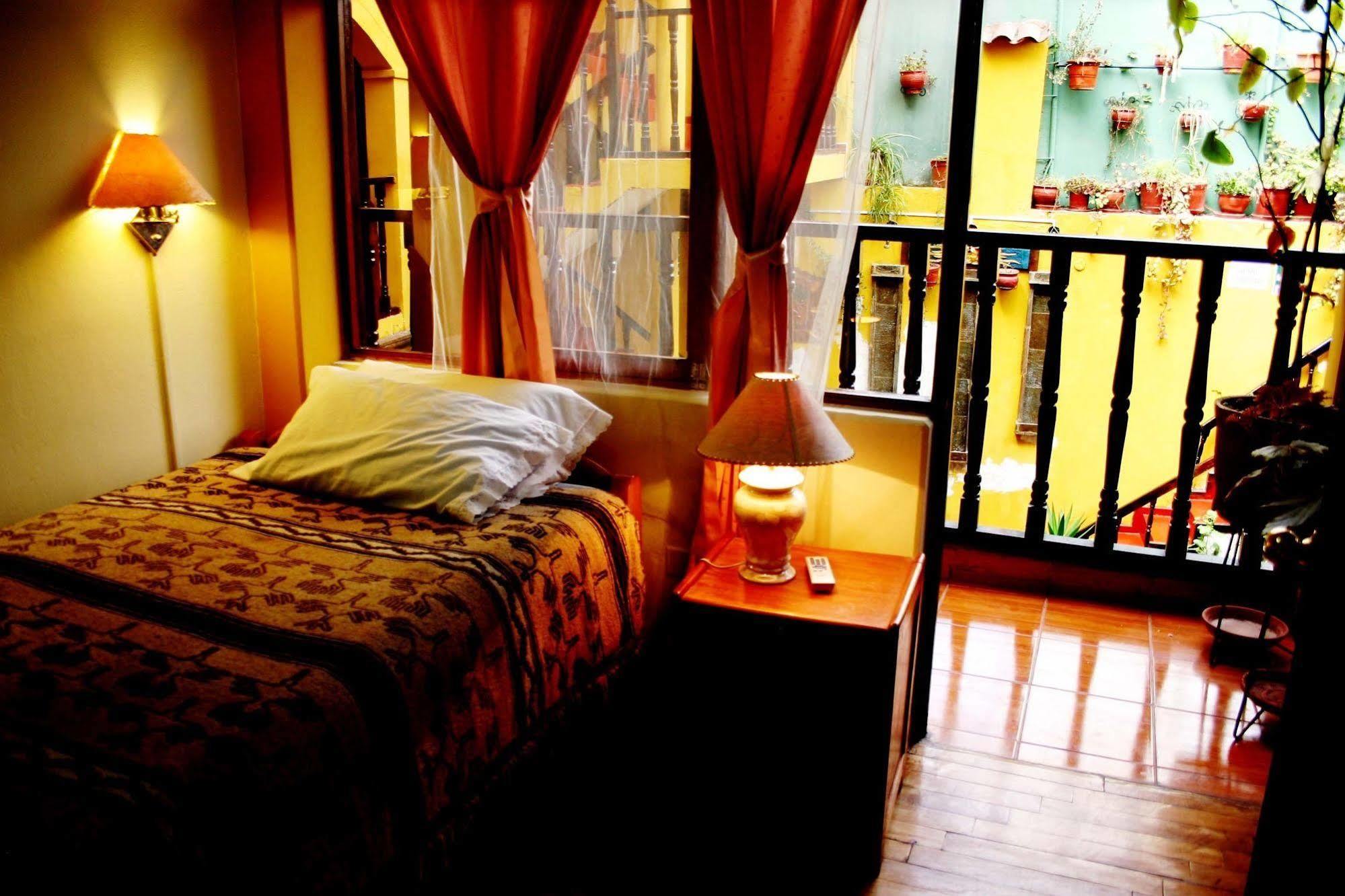 Hostal Cusi Wasi Cusco Exterior photo